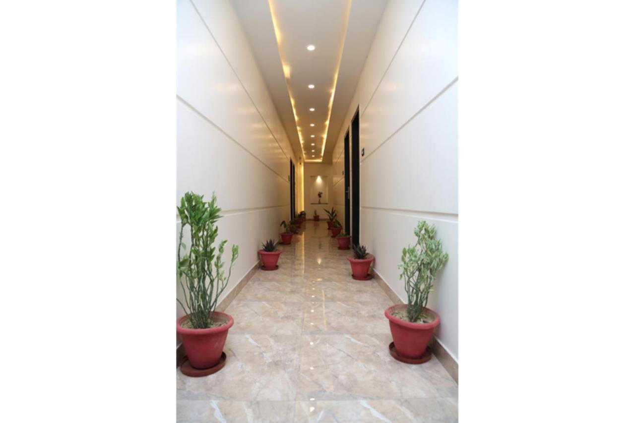 Hotel Vinayak Lifestyle Hotels Lucknow Ngoại thất bức ảnh